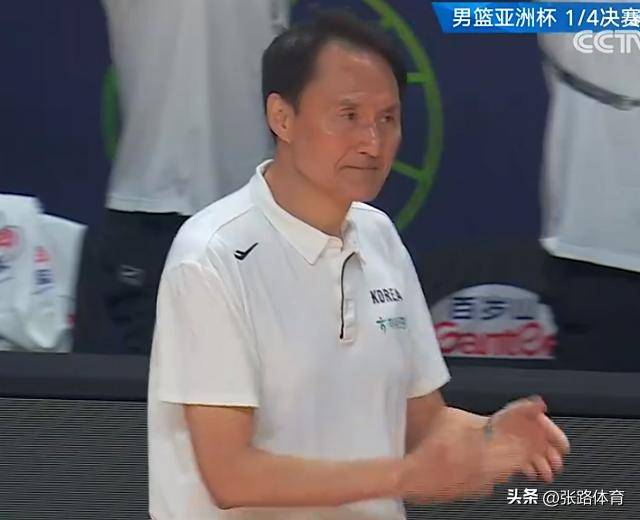  滇池雄鲨队守住胜果燕赵山猫队，足球超级杯上演裁判判罚引热议！防守强度拉满