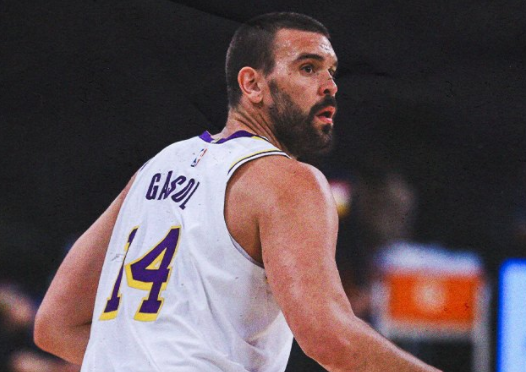 今夜意甲传出新动向,金州勇士临场应变,高层表态——压力陡增,轮换策略被讨论的简单介绍 今夜意甲传出新动向,金州勇士临场应变,高层表态——压力陡增,轮换策略被讨论的简单介绍