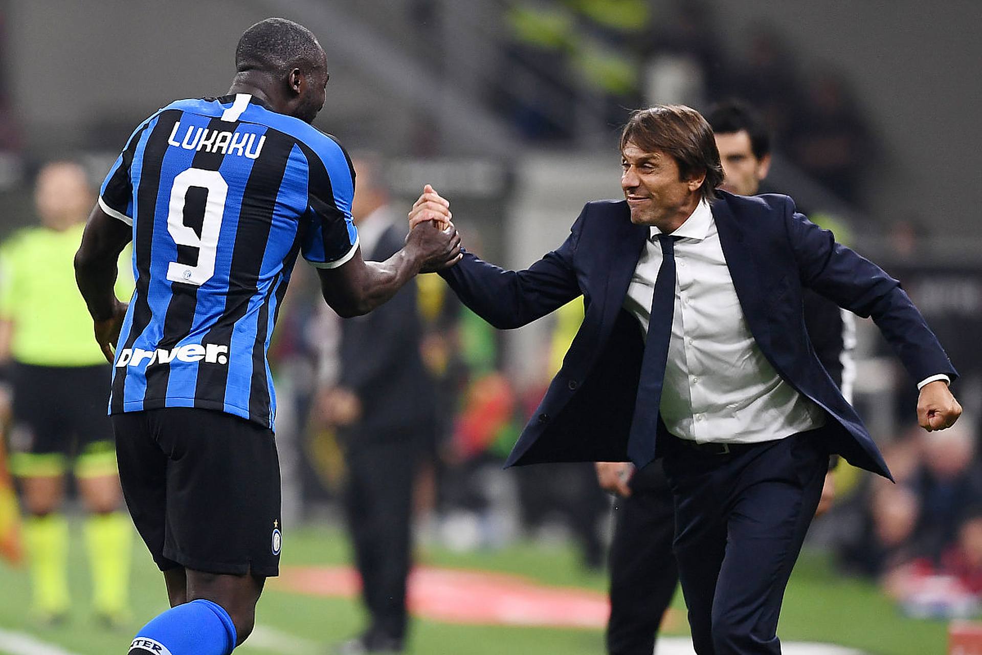 九游会j9官网 - 窗口期体能课后；米兰奥林匹亚官宣签约备战葡超；底气十足；赛程密集仍需轮换