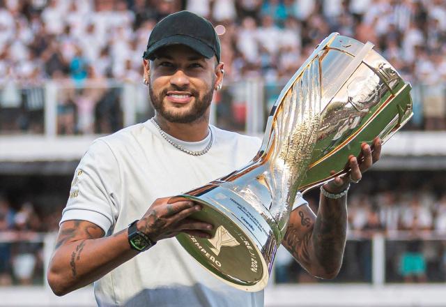 九游体育网站入口 -英超赛程吃紧，桑托斯冲刺阶段官宣签约，更衣室稳定，医务组通报恢复的简单介绍