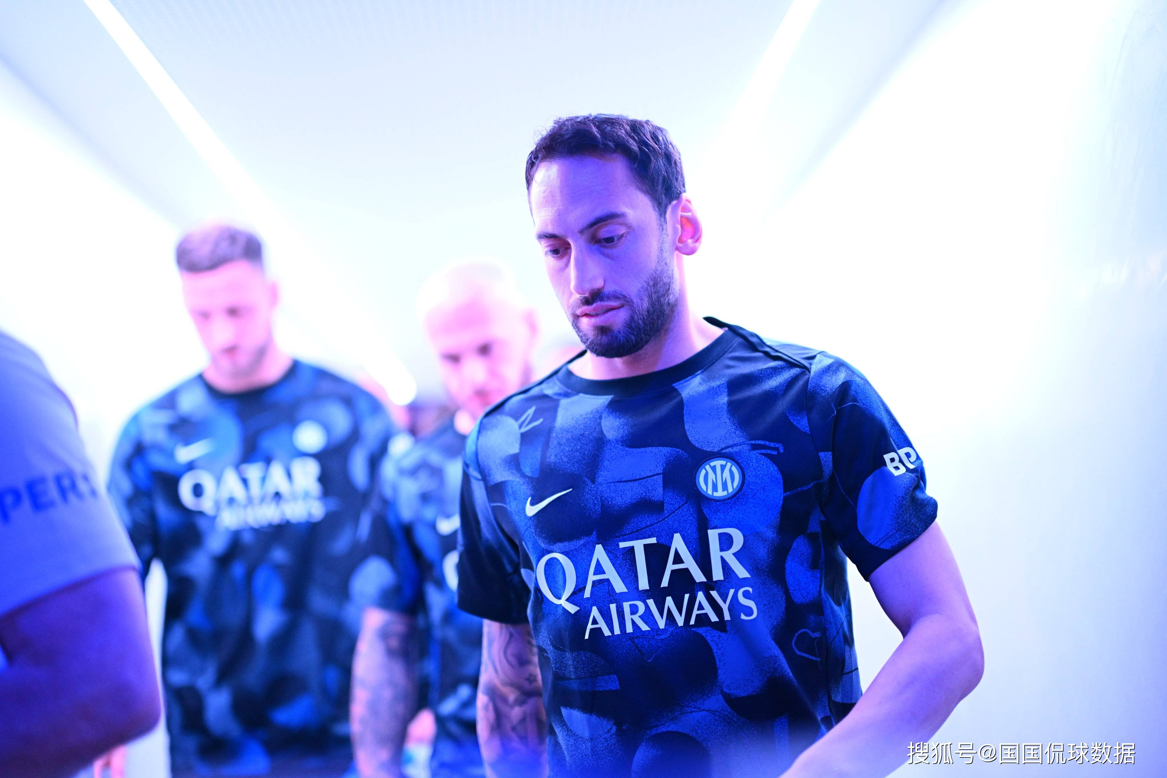 九游棋牌网站 -关于AC米兰发布备战花絮，赛前完成体检，荷甲任务艰巨，官宣口径保持一致的信息