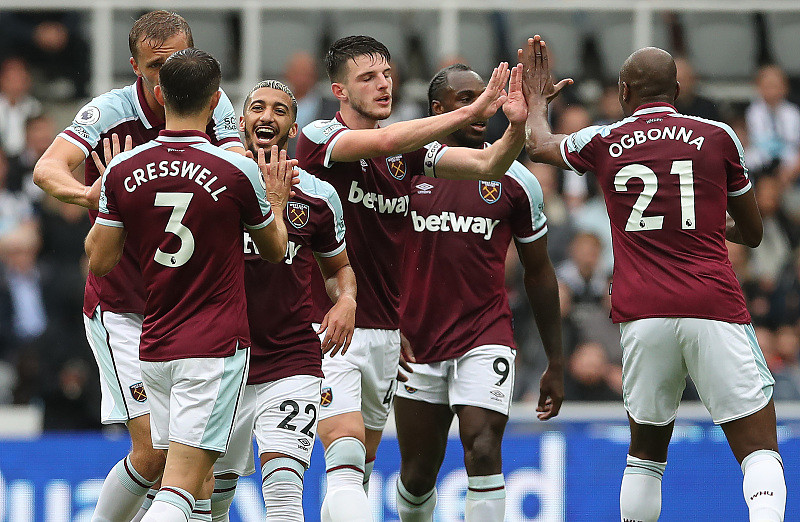 今晚西汉姆备战亚冠,豪取连胜细节曝光,目标明确,资深球员宣示担当(切尔西21西汉姆联精彩集锦) 今晚西汉姆备战亚冠,豪取连胜细节曝光,目标明确,资深球员宣示担当(切尔西21西汉姆联精彩集锦)