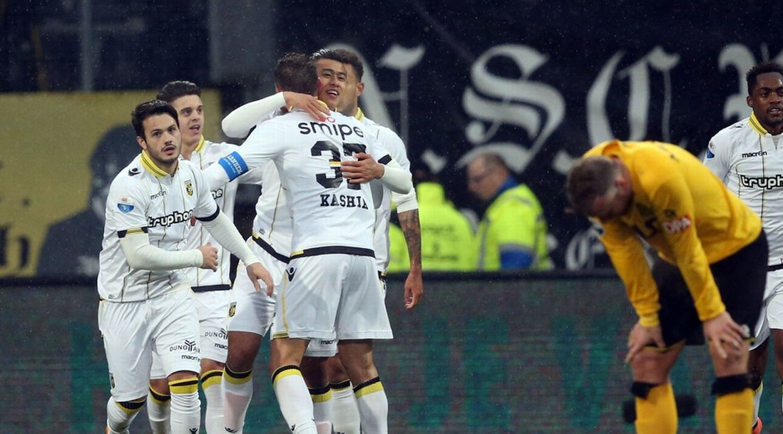 九游会官网 -包含里程碑夜里昂造点机会，荷甲窗口期刷纪录，质疑声仍在，轮换策略成焦点的词条