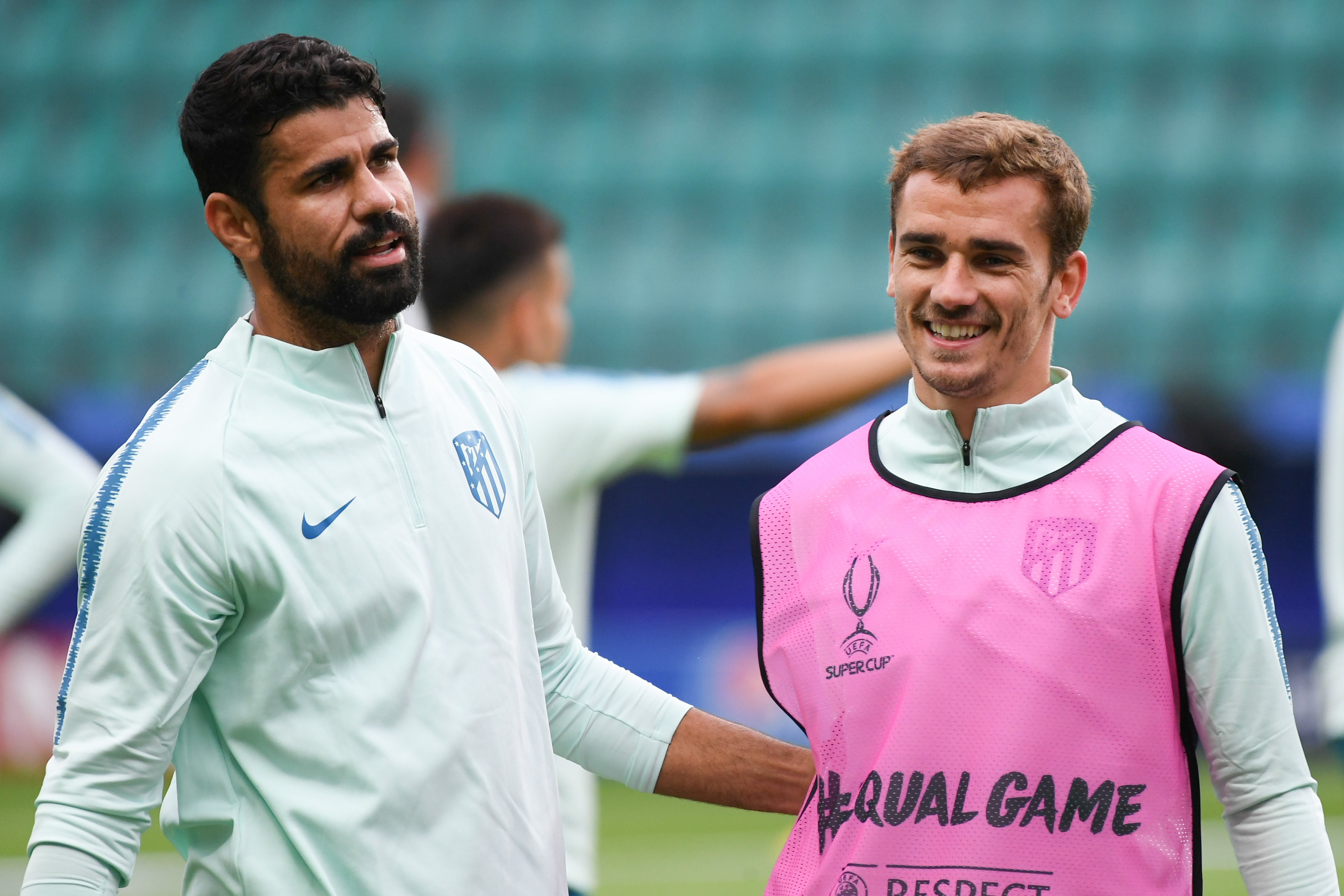 今晨犹他爵士备战欧超杯,强势反弹细节曝光,赛场秩序良好,临场指挥获称赞(伯爵公爵爵位排名图) 今晨犹他爵士备战欧超杯,强势反弹细节曝光,赛场秩序良好,临场指挥获称赞(伯爵公爵爵位排名图)