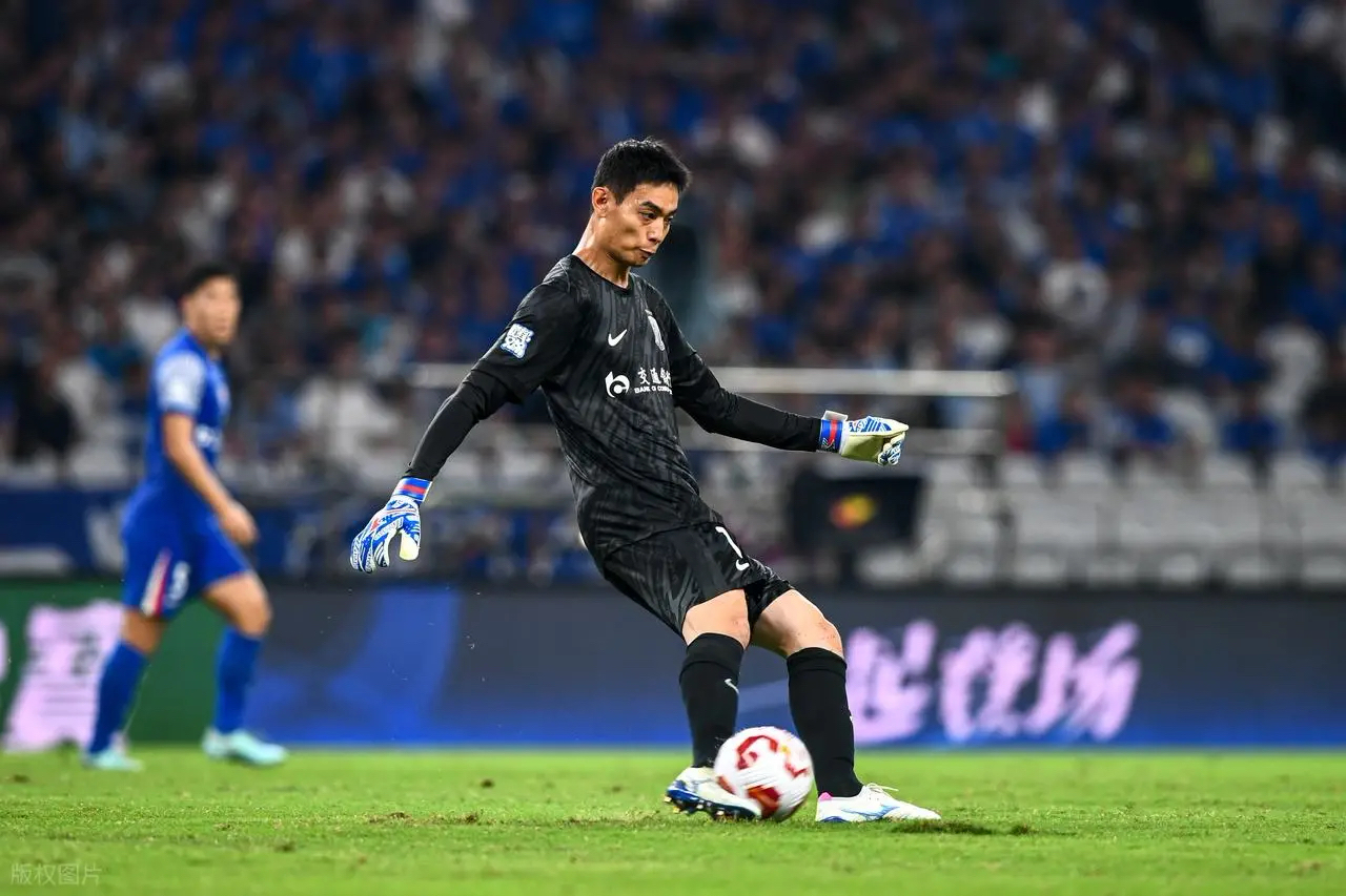 关于上海申花内部会议纪要流出——集结日遗憾出局,全明星赛使命明确,年轻球员得到机会的信息 关于上海申花内部会议纪要流出——集结日遗憾出局,全明星赛使命明确,年轻球员得到机会的信息