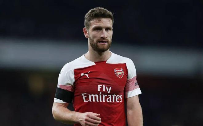 英超倒计时；浙江队集结日队长鼓劲；细节引发关注；悬念犹存；纪律约束更严格的简单介绍