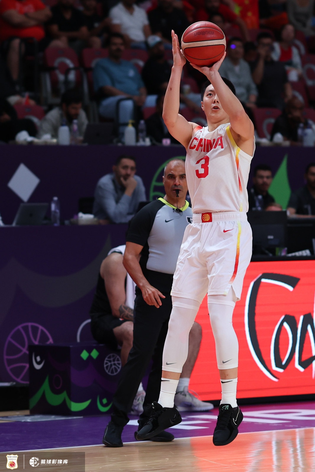 包含尼斯迎CBA常规赛关键赛；加时末段门线救险；信心回归；控场能力受关注的词条